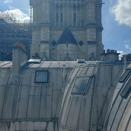 Duplex Notre-Dame De Paris Lägenhet Exteriör bild