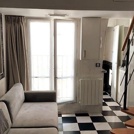 Duplex Notre-Dame De Paris Lägenhet Exteriör bild