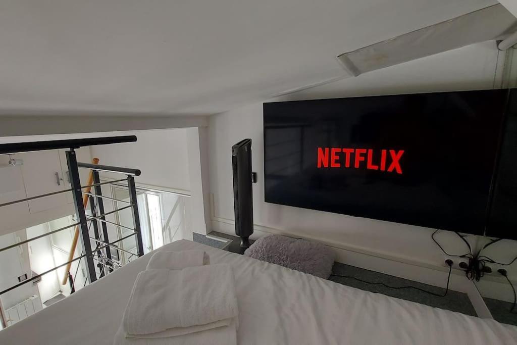 Duplex Notre-Dame De Paris Lägenhet Exteriör bild