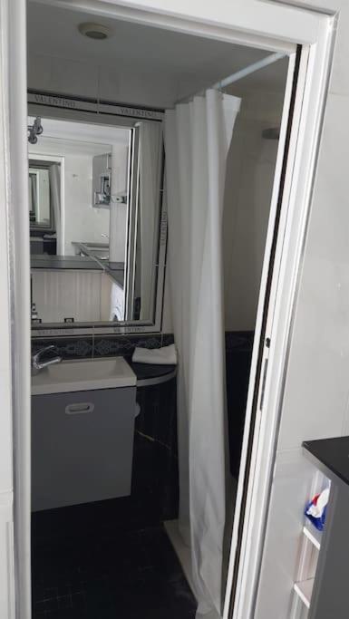 Duplex Notre-Dame De Paris Lägenhet Exteriör bild