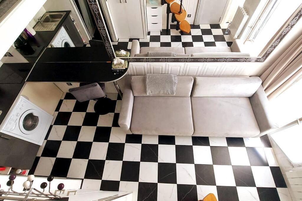 Duplex Notre-Dame De Paris Lägenhet Exteriör bild